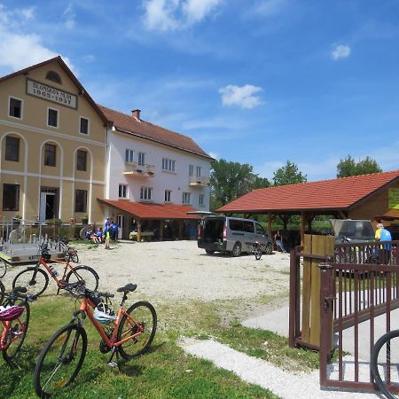 Mill House Apartment And Camping Ljutomer Exterior foto